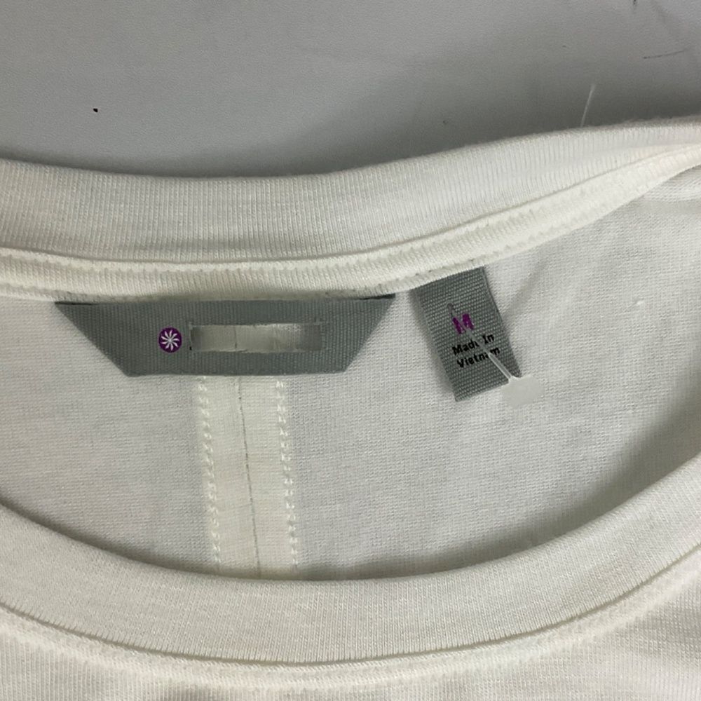 ATHLETA Threadlight Layering Tank NEW - Picture 7 of 7